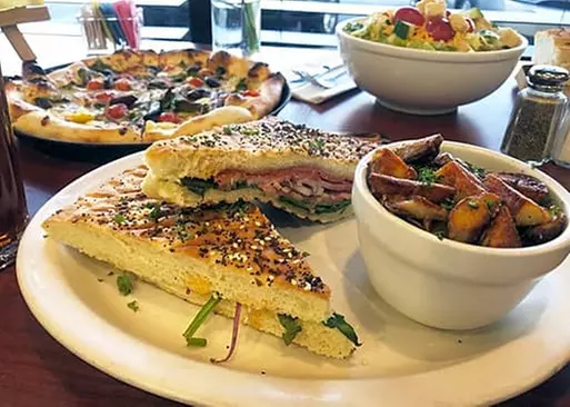5% Cash Back at Bodacious Pizza and Grill