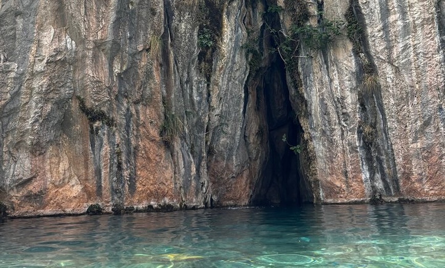 Image 4: Valencia Tour Aguas Termales Montanejos y Cascada De la Novia
