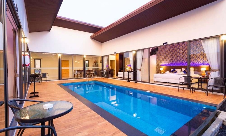 Image 113: ✈ POŁUDNIOWA TAJLANDIA | Phuket - The Thames Pool Access Resort 4* ...