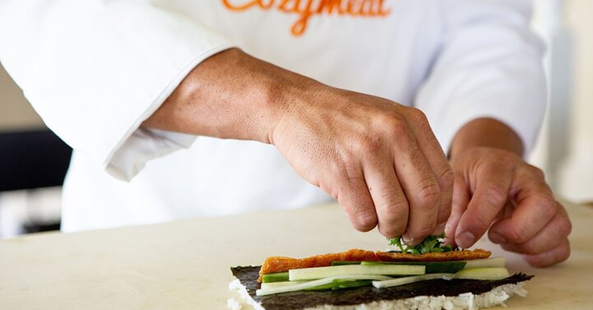 Exclusive Sushi-Making Class in Chicago (Includes 3-Course Meal)