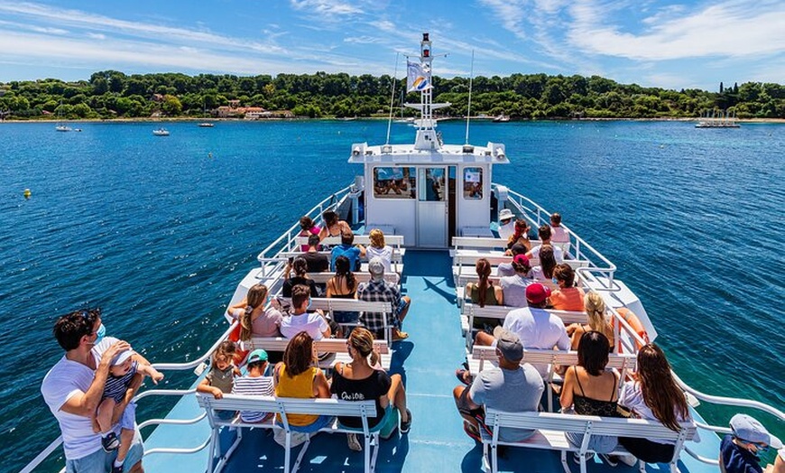 Image 10: Ferry depuis Nice jusqu'à l'île Sainte-Marguerite