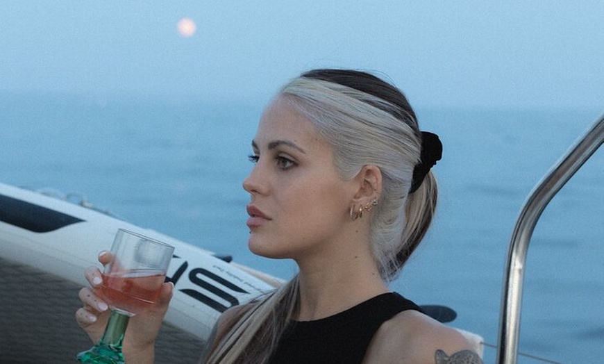 Image 21: Excursión privada en Yate a vela al atardecer