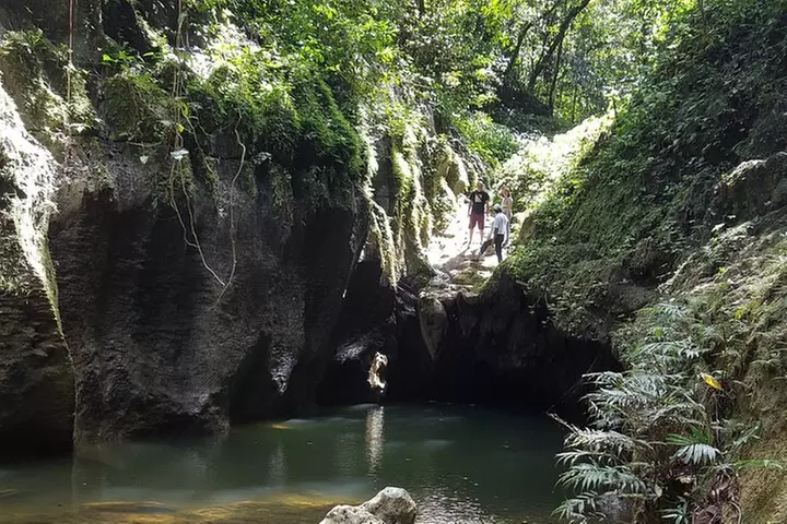 Adventure Half Day Explore Cueva Charco Azul and Cueva Arenales