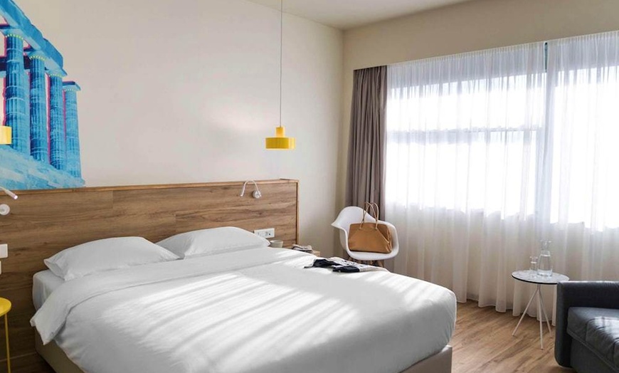 Image 6: ✈ ATHENS AND SURROUNDING AREA | Athens - Ibis Styles Athens Routes ...