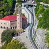 Image 7: Excursión privada de un día al monasterio de Montserrat y a la mont...