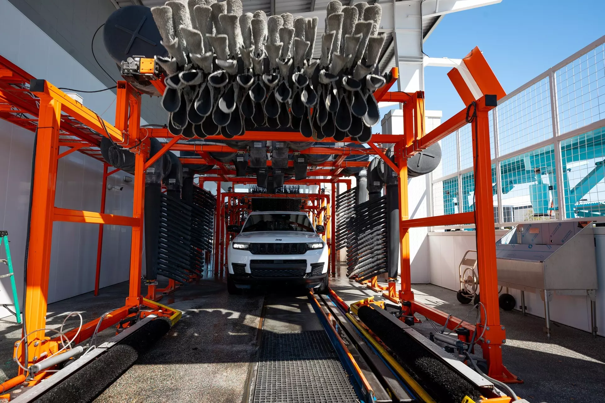 $15 For Bestest Car Wash (Reg.$30)