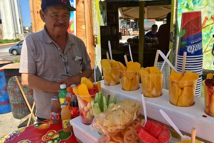 Puerto Nuevo Lobster, Margaritas and Mariachi Private Tour