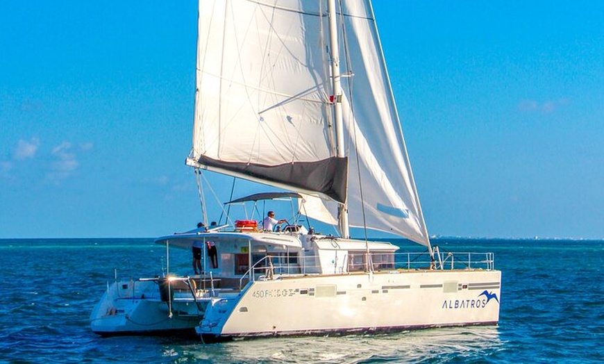 Image 27: All Inclusive Isla Mujeres Catamaran Tour with Beach Club