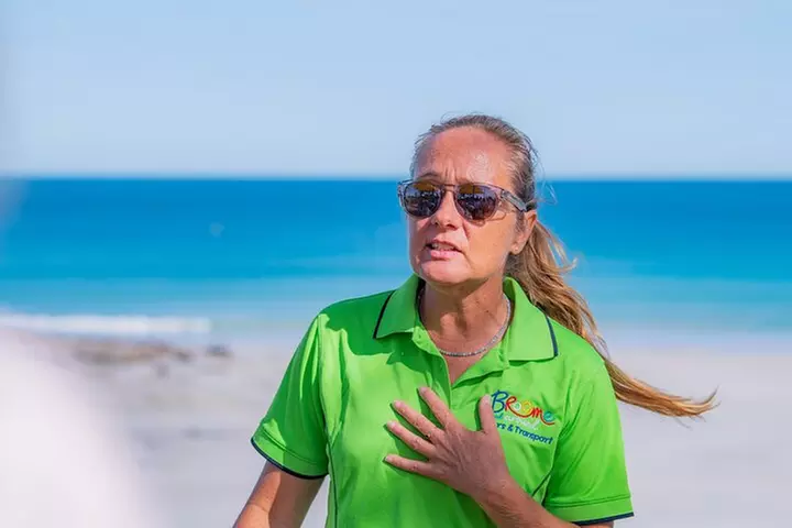 Panoramic Sightseeing Bus Tour - Discover Broome!