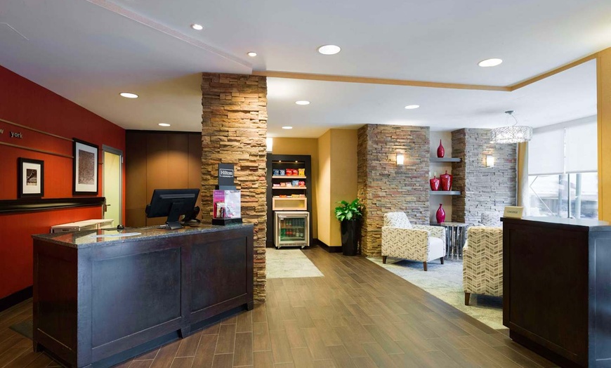 Image 10: ✈ ETATS-UNIS | New York City - Hampton Inn Manhattan Times Square S...