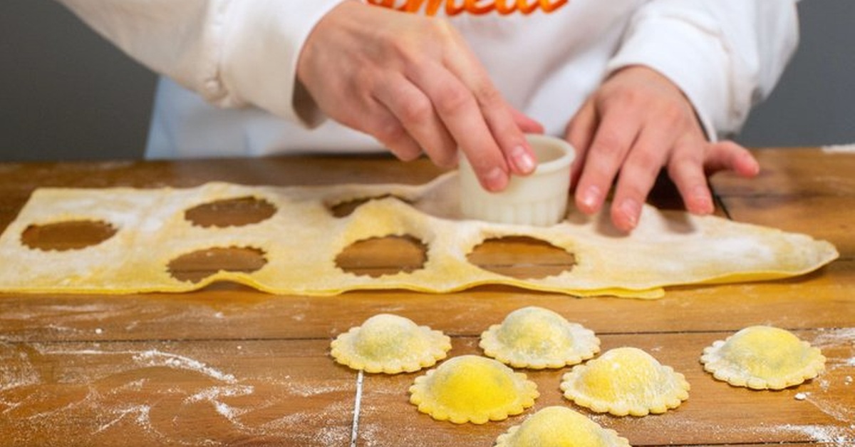 Italian Ravioli Cooking Class in Chicago (Includes 4-Course Meal)