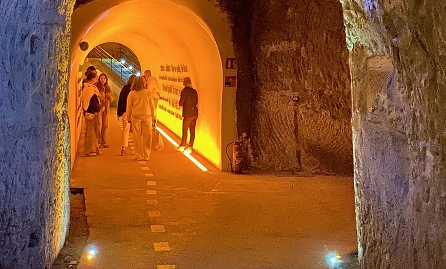 Image 3: DeLuxe DOM PERIGNON Veuve Clicquot Dégustations Déjeuner Michelin