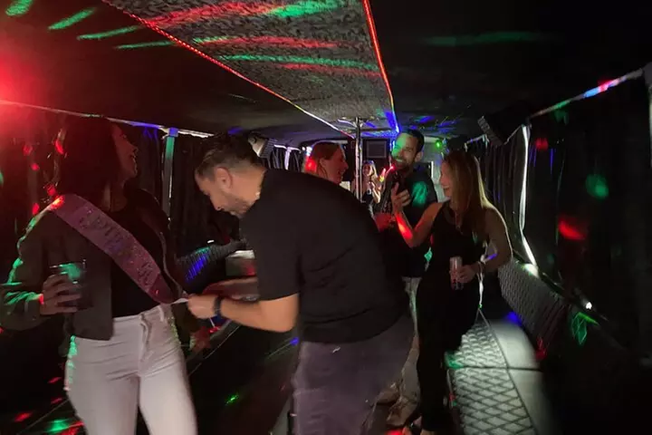 Miami Party Bus Tour: Wynwood, Brickell & Little Havana