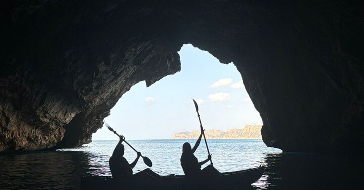 Actividad de kayak en Granadella, Alicante