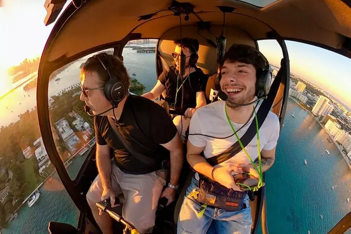 Miami Helicopter Tour: Best Sightseeing Adventure in Miami