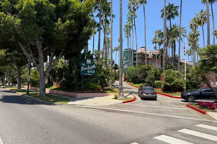 Hollywood and Celebrity Homes Bus Tour