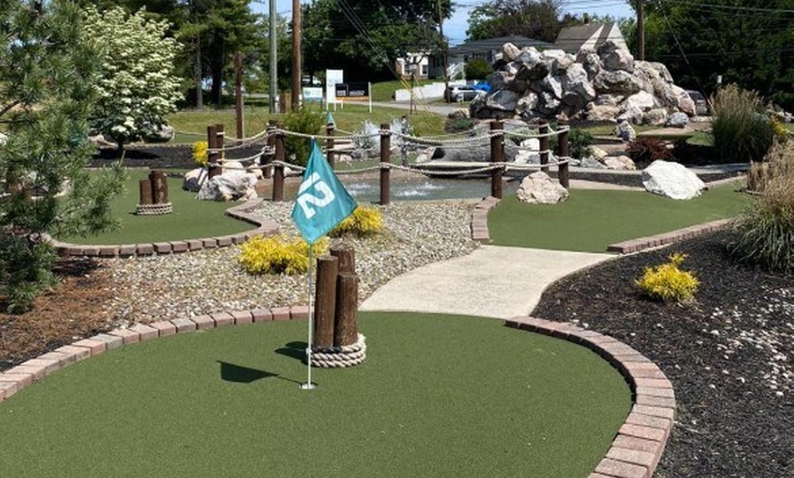 Image 4: $16 For A Round Of Mini Golf For 4 People (Reg. $32)
