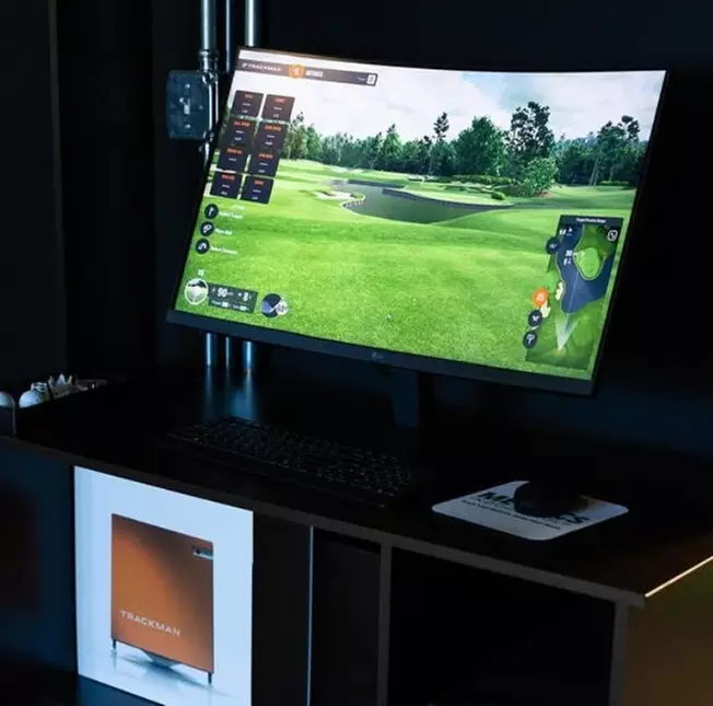 $24 For 1-Hour Of Golf Simulator Bay Up To 4 People (Reg. $48)