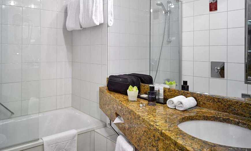 Image 4: ✈ REPUBBLICA CECA | Praga - K+K Hotel Central 4* - City break