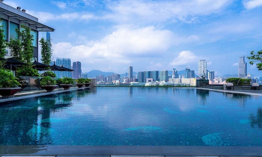 Image 1: ✈ HONG KONG - Four Seasons Hotel Hong Kong 5* - Spa