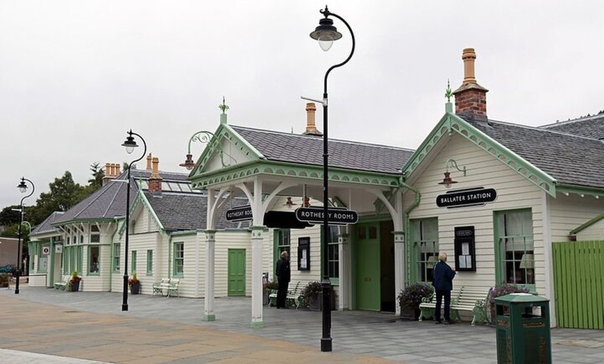 Image 7: Aberdeen Private Tour: Balmoral Castle and Scenic Wonders