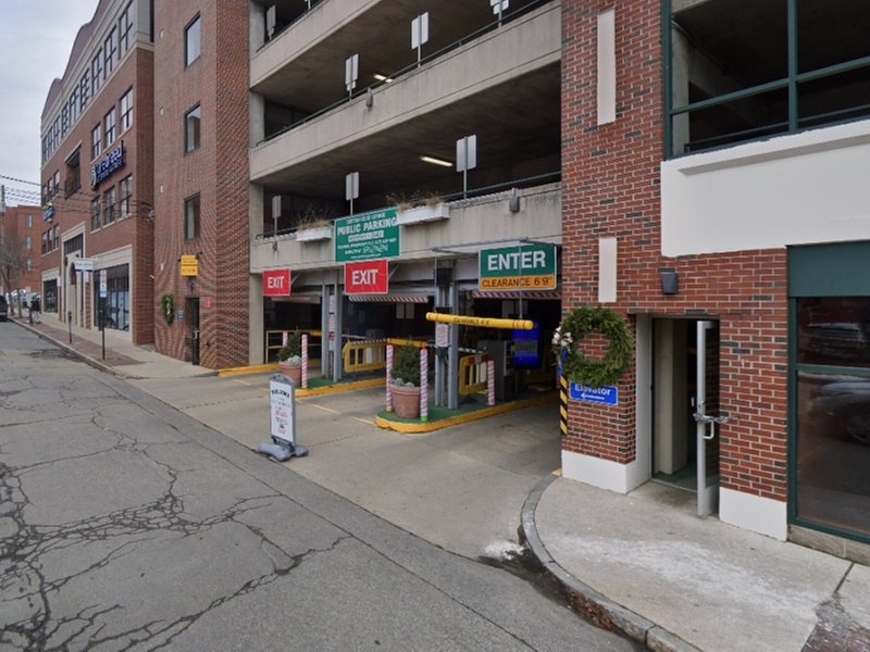 Parking at Custom House Garage