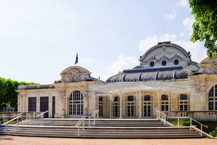 Vichy Visite audioguidée à pied 1h35 et 27 commentaires audios - Image 6