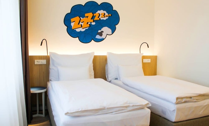 Image 9: ✈ REPUBLIKA CZESKA | Praga - Comfort Hotel Prague City East 3* - Ce...