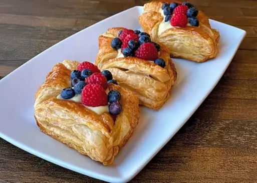 5% Cash Back at Fresh Baked Cafe - oconomowoc