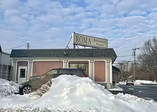 5% Cash Back at Burnside Roma Pizza