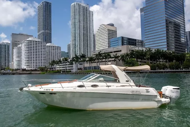 Explore Miami by Boat Rental