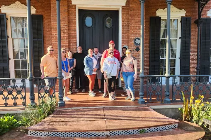 The Historic Galveston Ghost Tour