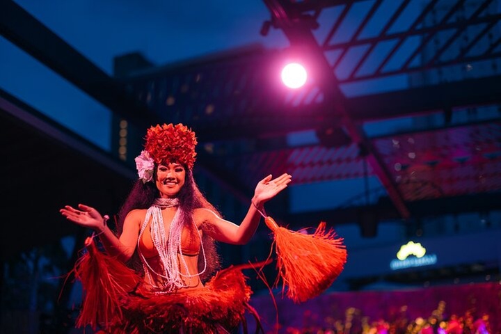 Paina Waikiki Luau at Waikiki Beach Marriott
