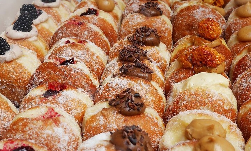 Image 6: London Bridge & Borough Market Food Tour with 7 Authentic Dishes