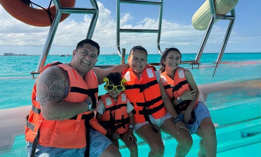 Image 11: Isla Mujeres Clear Boat Ride + Free Photo at Reef & Marine Life