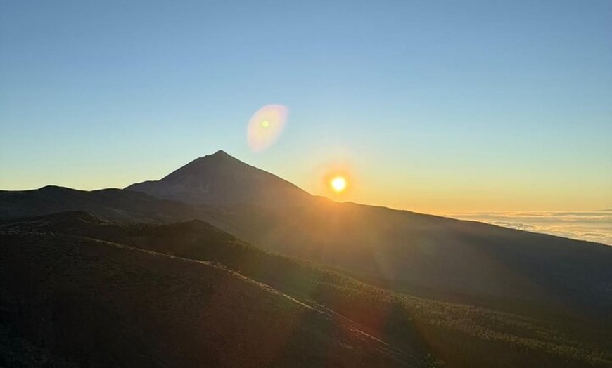 Image 10: Tour Nocturno al Teide Con Cena y Observación Astronómica