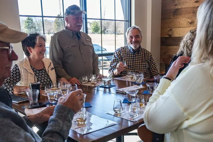 Tennessee Whiskey Experience: Bus Tour with 11+ Whiskey Tastings