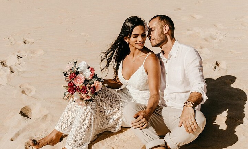 Image 5: Sesión de fotos de Sun Kissed en La Barceloneta Beach