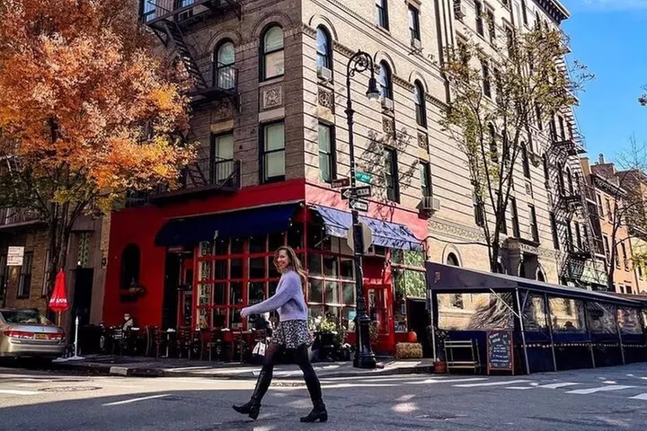 NYC TV & Movie Locations Bus Tour – Friends, Seinfeld & More