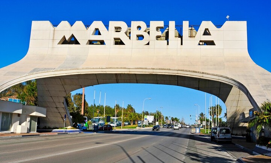 Image 2: Visita Privada Centro Histórico de Marbella