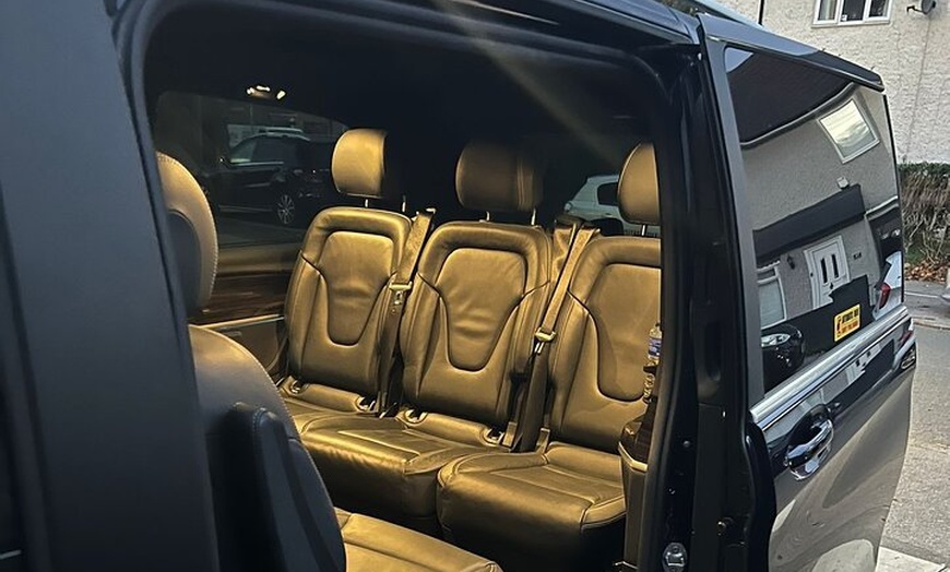 Image 10: One Way Taxi Transfer from Heathrow Airport to Harwich Seaport