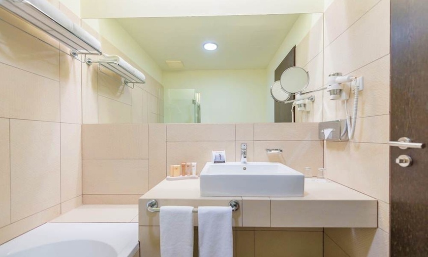 Image 21: ✈ HUNGARY | Budapest - Buda Castle Fashion Hotel 4*, 2 nights - Cit...