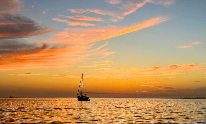 Image 8: Yate Privado con Barbacoa Gourmet y Sunset en Playas de Papagayo