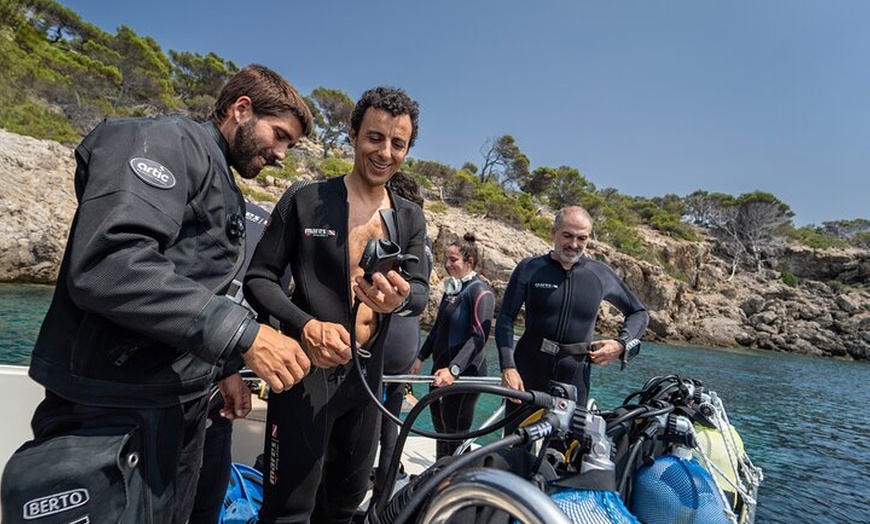 Image 7: Experiencia de buceo con instructor SSI en Cap Formentor