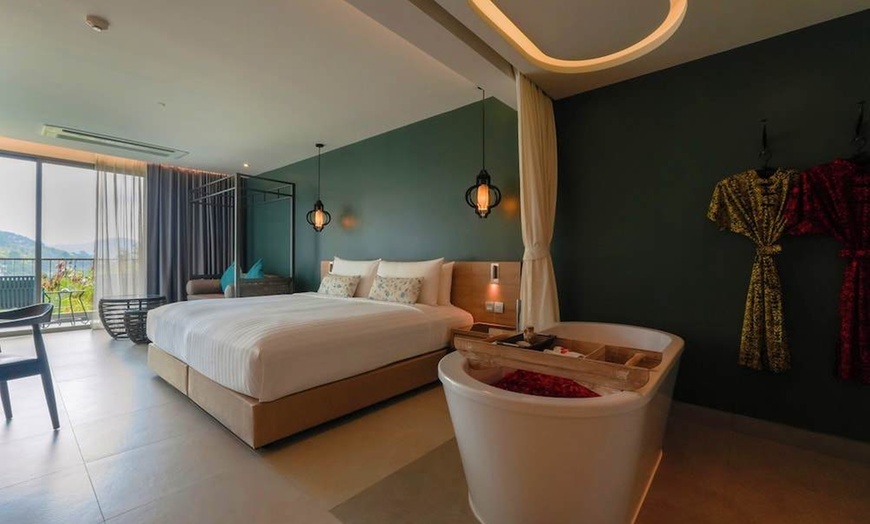 Image 7: ✈ THAILANDIA DEL SUD | Phuket - Fusion Suites Phuket Patong 5*, 5 n...