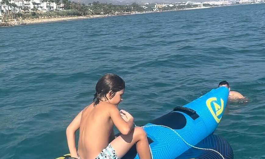 Image 9: Tour privado en barco en Marbella