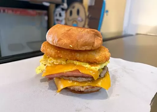 5% Cash Back at Bigworm's Bakery and Deli
