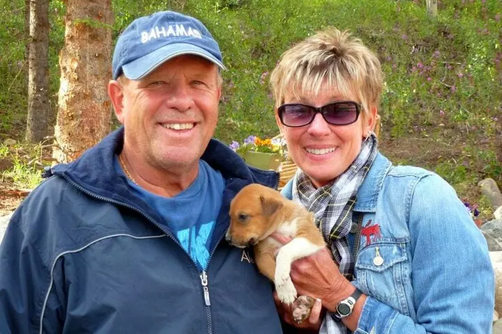 Husky Homestead Tour