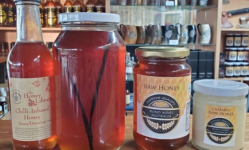 Image 3: Mead and Honey Tasting Experience