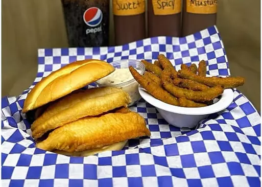 5% Cash Back at Smoke N Bones BBQ